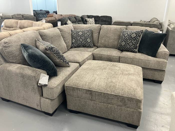 Living room furniture example at BoxDrop Charleston
