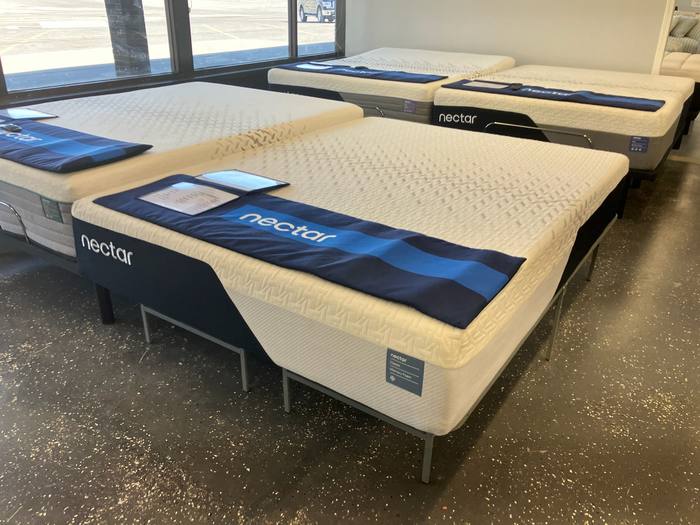 Mattress example at BoxDrop Charleston