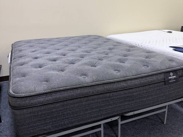 Mattress example at BoxDrop Charleston