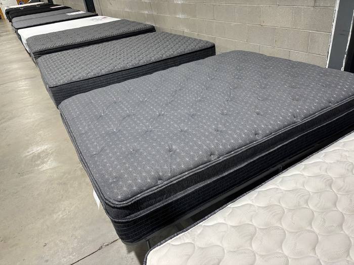 Mattress example at BoxDrop Charleston