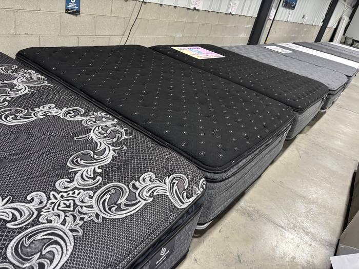 Mattress example at BoxDrop Charleston